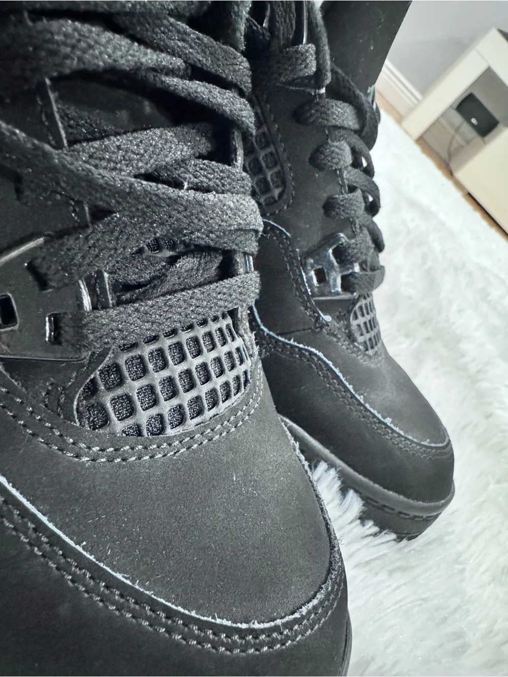 Air Jordan 4 Retro OG Black Cat 2025 Kids Size 2Y IB4388-010 Worn Once